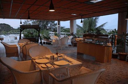 Hotel Bhagyalaxmi Shirdi Restaurant foto